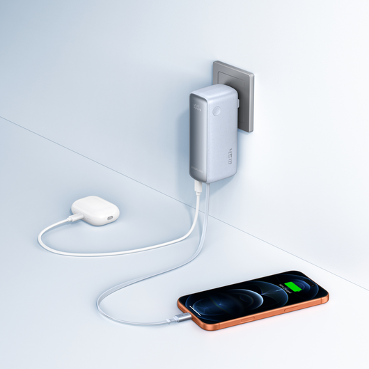 EcoFlow RAPID 3-in-1 Power Bank (10K, 45W, Retractable Cable & AC Plug)